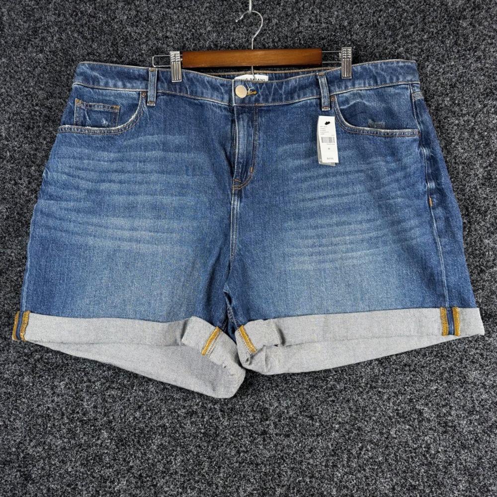 NWT Lane Bryant Mid-Rise Boyfriend Denim Shorts Blue Size 20 Cuffed Stretch